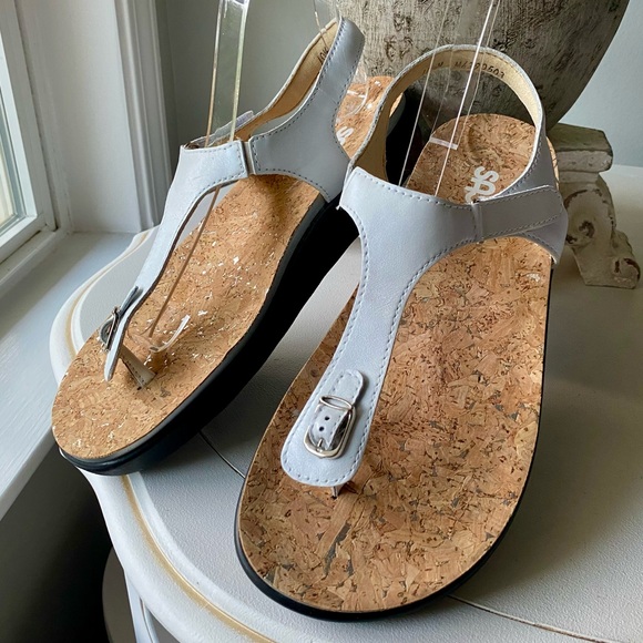 NEW SAS Marina T-Strap Sandals Shoes Womens 10.5 M Pearl White - Picture 4 of 11